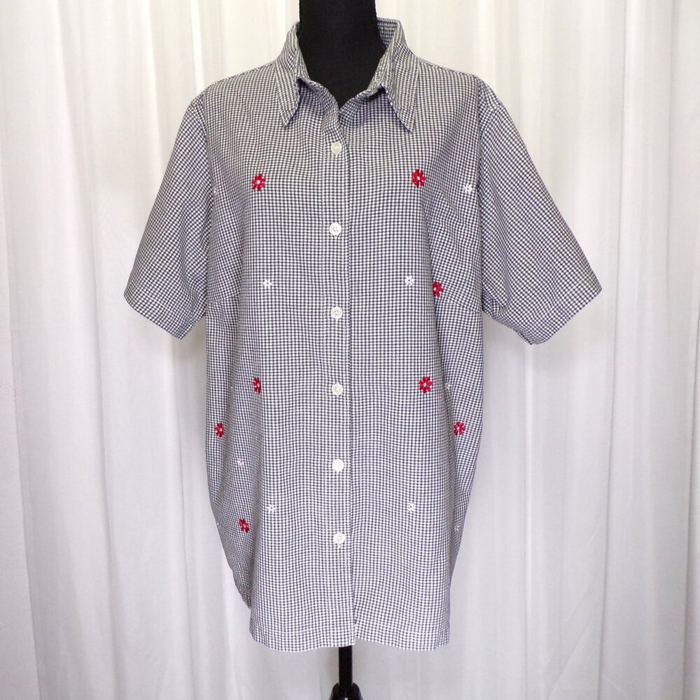 Fashion Bug Embroidered Top Women 22/24 Black White Floral Button Up Slits